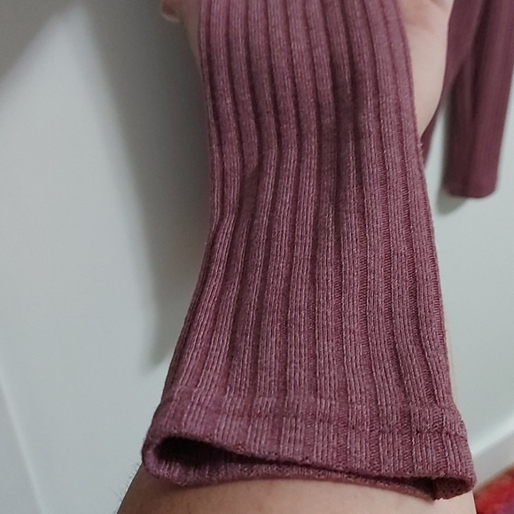 Buffalo Burgandy & lace long sleeve - Picture 7 of 14